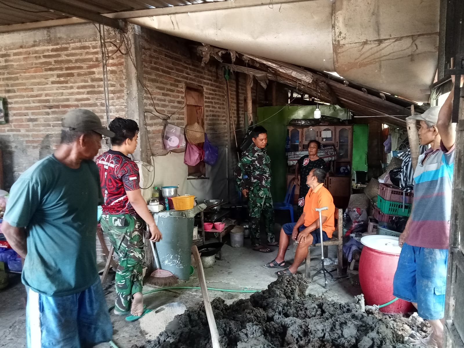 TMMD Reguler ke-129 Sampaikan Pesan Kesehatan pada Warga Parangjoro